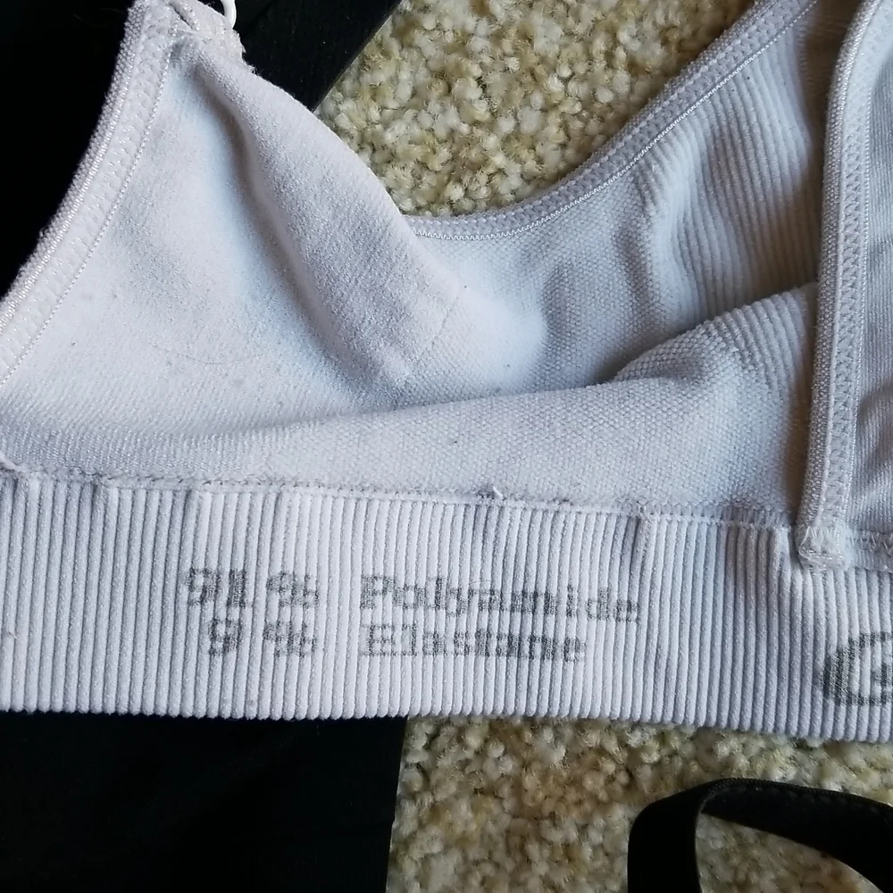 7 maternity bras - Picture 5 of 10